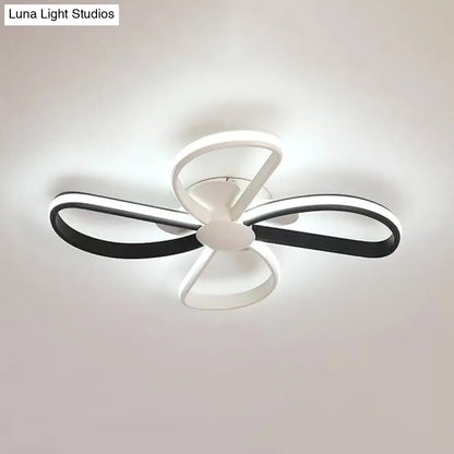 DecorBites™ DecorBites™ Nordic Stylish LED Ceiling Lamp - Blossom Shape, Ideal for Kid's Bedroom