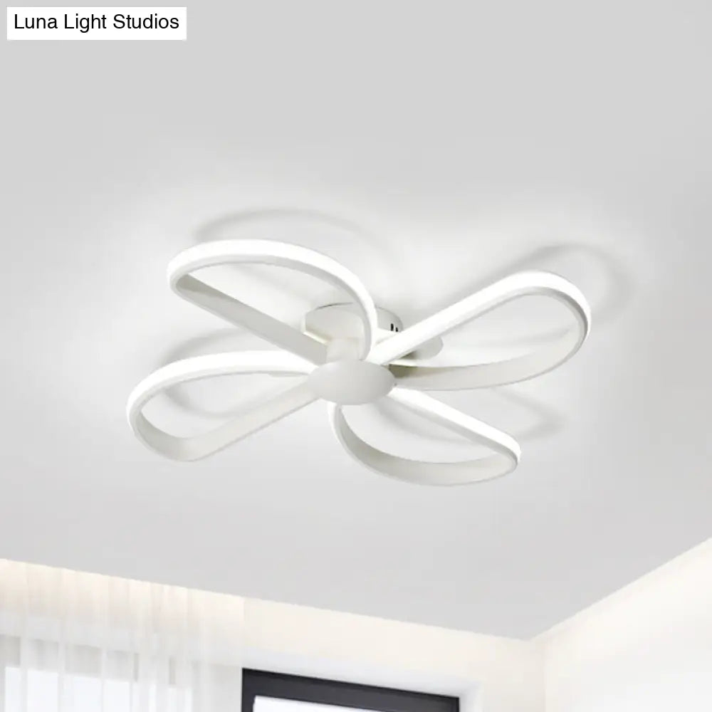 DecorBites™ DecorBites™ Nordic Stylish LED Ceiling Lamp - Blossom Shape, Ideal for Kid's Bedroom