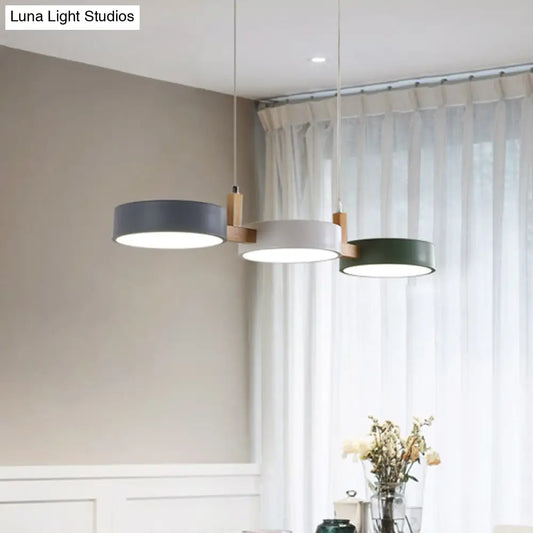 ديكوربايتس™ مصباح جزيرة خشبي أبيض نورديك بثلاث مصابيح لغرفة الطعام مع غطاء أكريليك، إضاءة دافئة/بيضاء/ملونة قابلة للتعديل