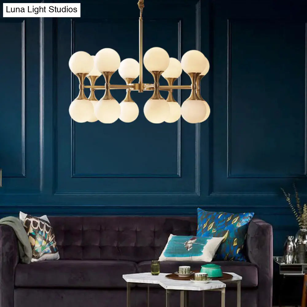 ثريا ديكوربايتس™ الزجاجية من الأوبال مع رؤوس كروية نحاسية 12/16 - مصباح سقف حديث معلق