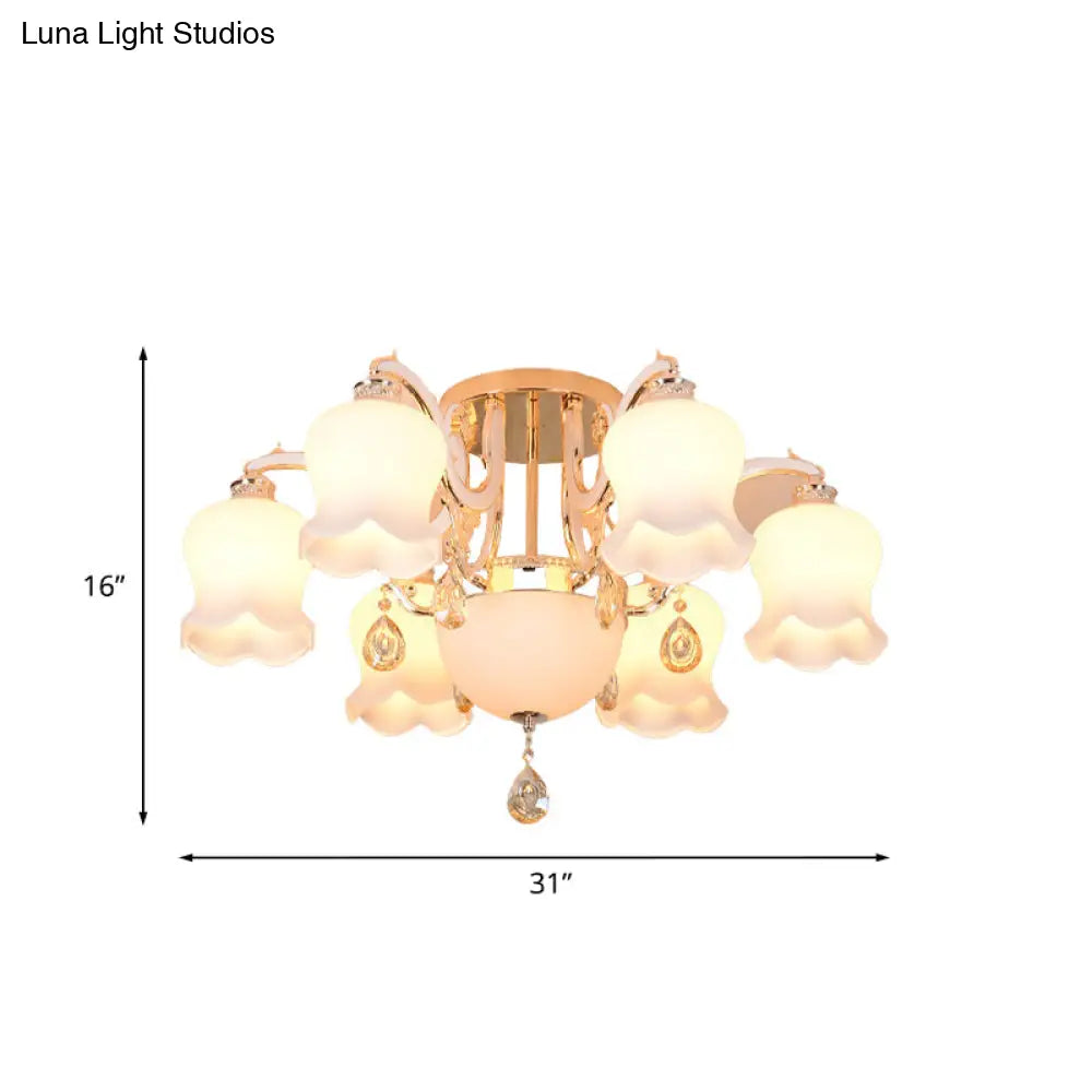 Lámpara de techo semiempotrada DecorBites™ de cristal opalino con colgante de cristal - Diseño tradicional festoneado en dorado