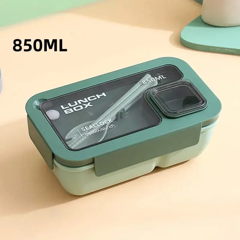 A sleek two toned green and sage pastel bento box set with transparent lid sealock brand 850ml capacity decorbites bento box