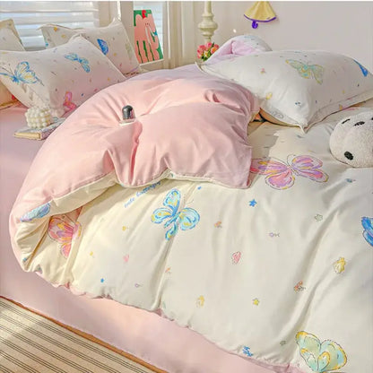 Pastel pink and cream butterfly-themed bedding set made of decorbites cozy cotton with soft plush fabric