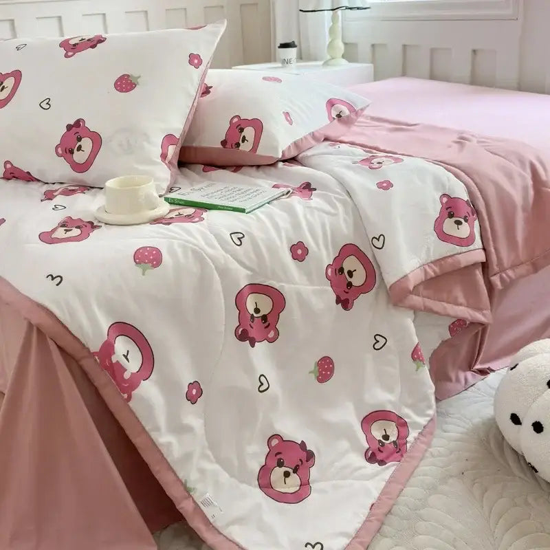 Pastel pink and white cartoon bear printed summer quilt bedroom blanket with pink bear and strawberry decorbites cartoon bear design
