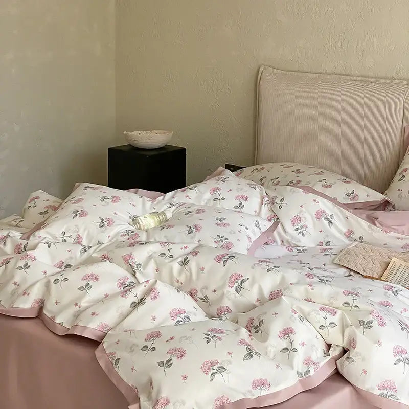 Pink and cream floral egyptian cotton print bedding set with soft quilted texture for bedroom use