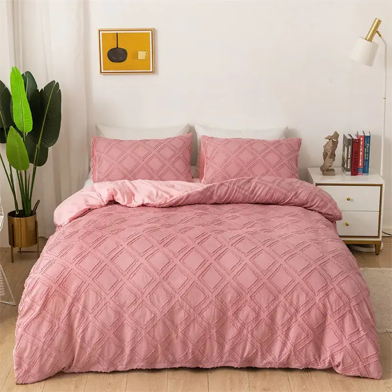 Pink quilted duvet bedding set with decorbites geometric cut flowers pattern in diamond design for bedroom decor