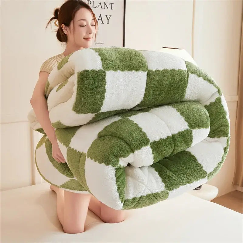 A plush oversized green and white cozy checkerboard duvet blanket with soft textured fleece by decorbites