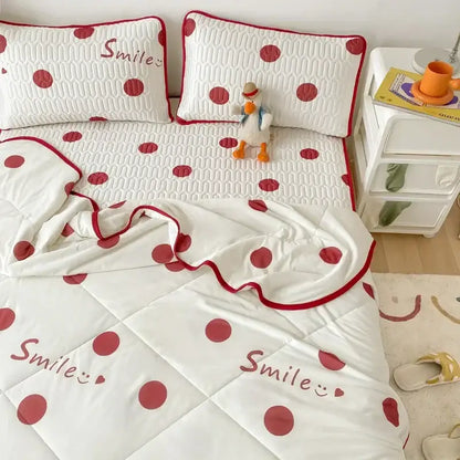 White quilted comforter set with red polka dots smile text and ruffled edge cool comforter set for bedroom