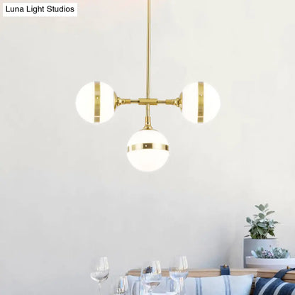 ديكوربايتس™ مصباح معلق بتصميم فرع ذهبي عصري مع كرة زجاجية بيضاء - طقم مصباح معلق 3/5 ضوء