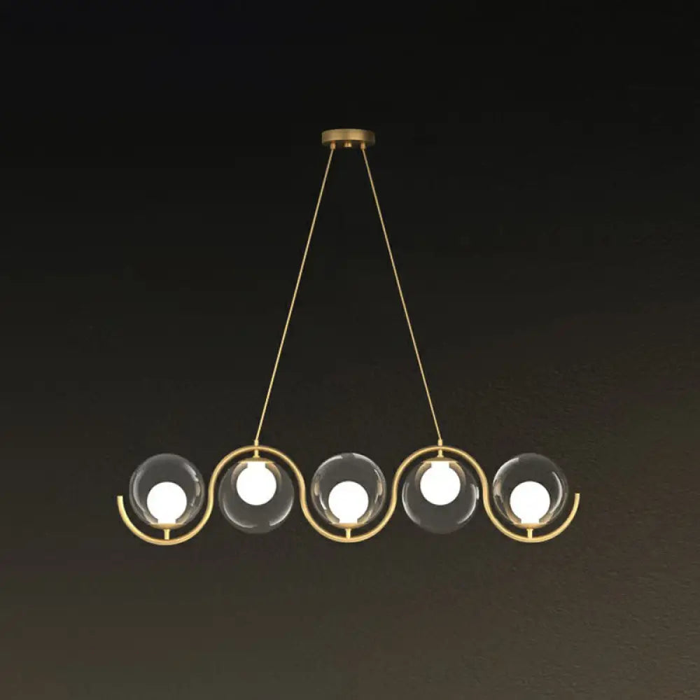 ديكوربايتس™ - وحدة إضاءة جزيرة بتصميم ما بعد الحداثة: مصباح معلق معدني متموج مع غطاء زجاجي