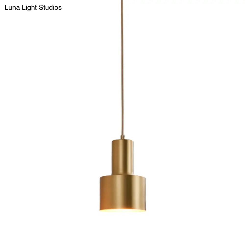 Postmodern Metal Grenade-shaped Suspension Lamp with 1 Bulb for Living Room