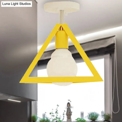 DecorBites™ DecorBites™ Retro Industrial Wire Cage Ceiling Light with Triangle Shade - 1 Head Metal Lamp in Black/Grey/White