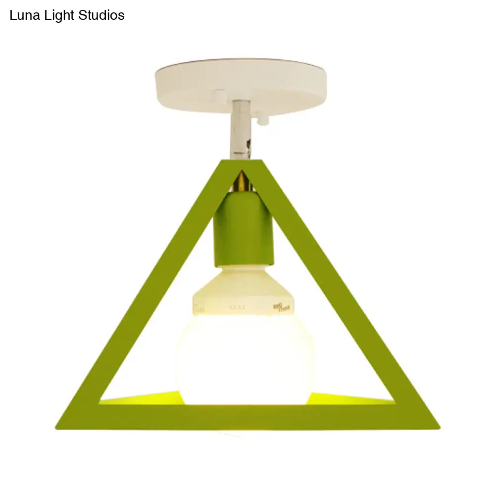 DecorBites™ DecorBites™ Retro Industrial Wire Cage Ceiling Light with Triangle Shade - 1 Head Metal Lamp in Black/Grey/White