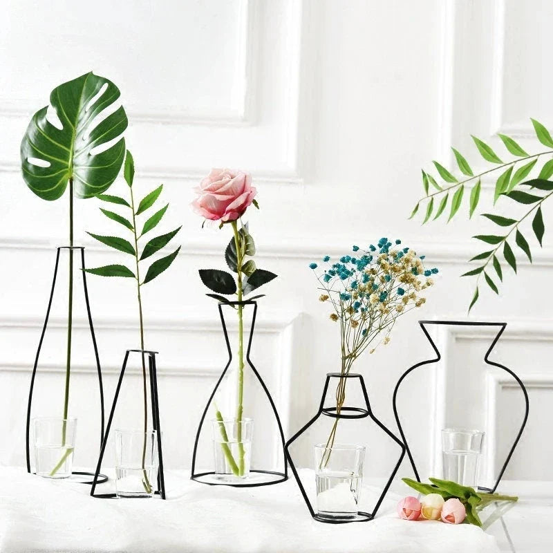 Retro Iron Flower Vase for Home and Garden - Vase