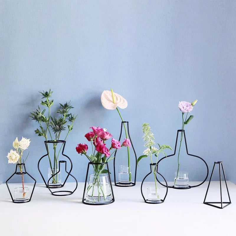 Retro Iron Flower Vase for Home and Garden - Vase