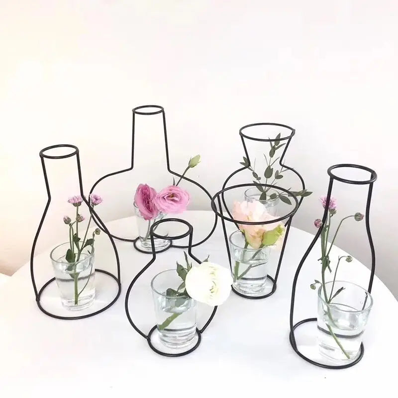 Retro Iron Flower Vase for Home and Garden - Vase