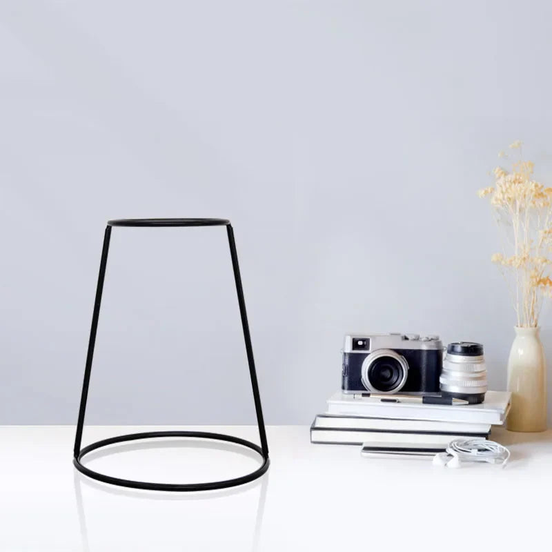 Retro Iron Flower Vase for Home and Garden - Vase