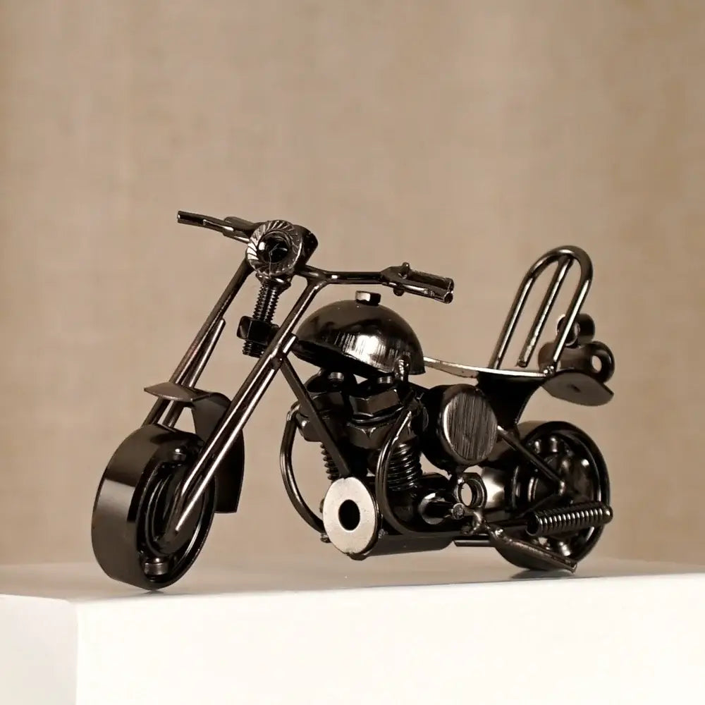 Black metal chopper retro motorcycle model metal figurine with chrome accents and matte finish for living room decor