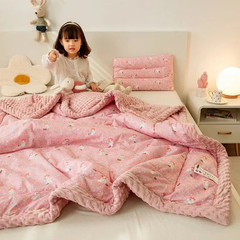 Pink plush quilt with soft texture and white cartoon prints in retro mustard lion cotton floral double bedding blanket
