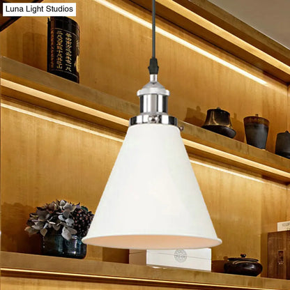 Retro Style Metal Pendant Light with Black/Chrome/Rust Finish - Ideal for Kitchen - 1 Bulb Hanging Ceiling Lighting