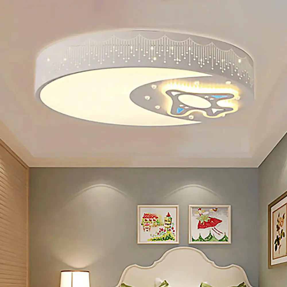 DecorBites™ DecorBites™ Rocket Metal Ceiling Lamp for Game Room - Stylish White Moon Flush Mount Light