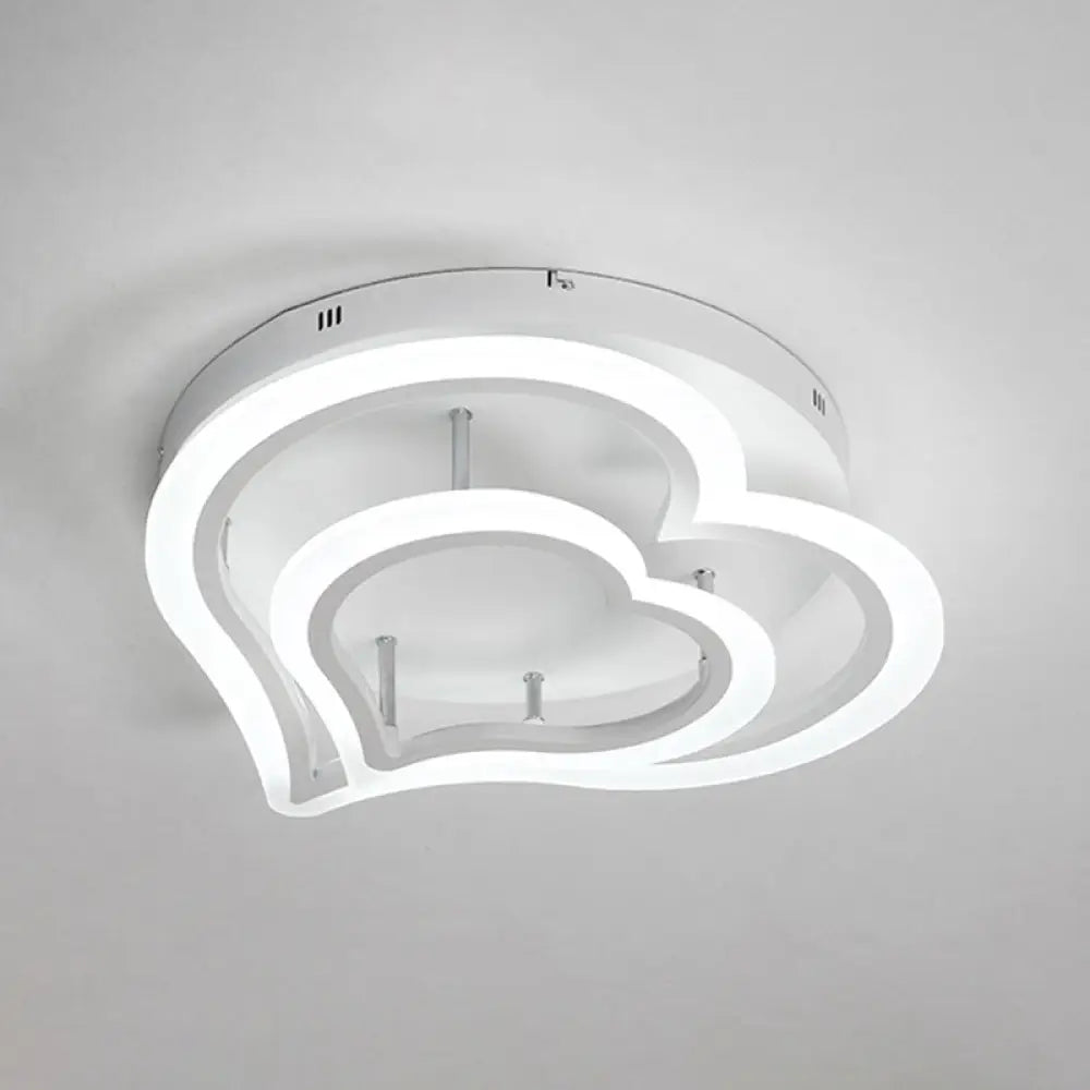 DecorBites™ DecorBites™ Romantic Heart Ceiling Light in Acrylic White Finish - Ideal for Child Bedroom