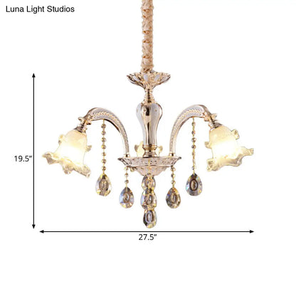 Lámpara de araña de cristal transparente con volantes dorados - 2 niveles, 3/6 luces - Perfecta para la mesa del comedor