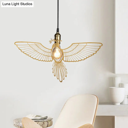 Rustic Gold Flying Bird Pendant Light Fixture for Dining Room - Retro Metal Design with 1 Light