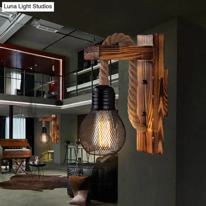 Decorbites™ l-shaped wooden wall light with black metal e26 e27 bulb holder, mesh cage, and natural rope arm for farmhouse decor
