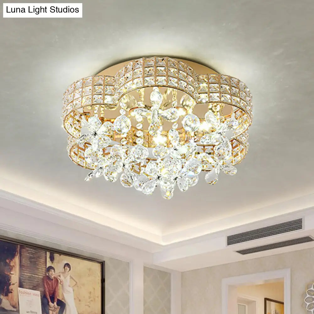 DecorBites™ DecorBites™ Scallop Crystal LED Ceiling Light in Gold - Modern Flush Mount Lamp for Bedroom