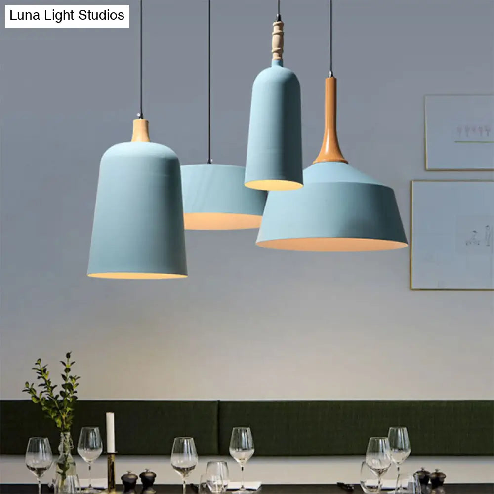 Seafoam E27 Single Head Hanging Light: Modern Metal Pendant Lamp for Restaurants