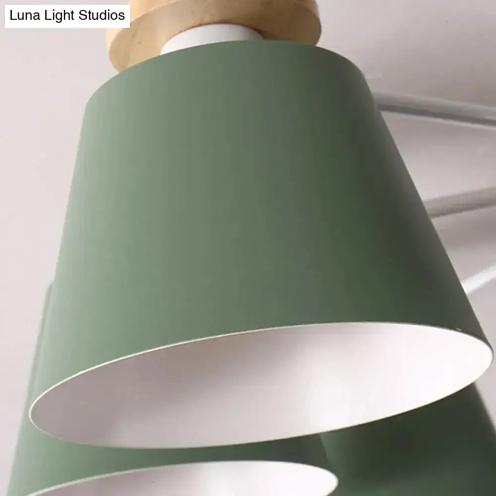 Lámpara de techo semiempotrada DecorBites™: Iluminación moderna de metal y madera para sala de estar
