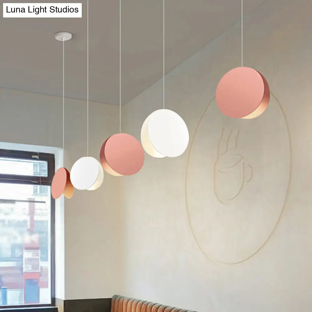 Shell-Inspired Round Pendant Lamp - Macaron Style - Metal - 1-Light Ceiling Light