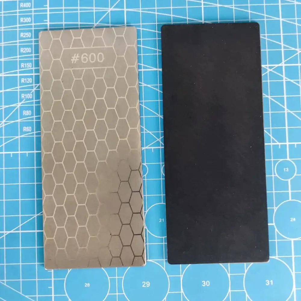 Silver-toned 600 grit diamond knife sharpener with hexagonal pattern and matte finish from knife sharpener set