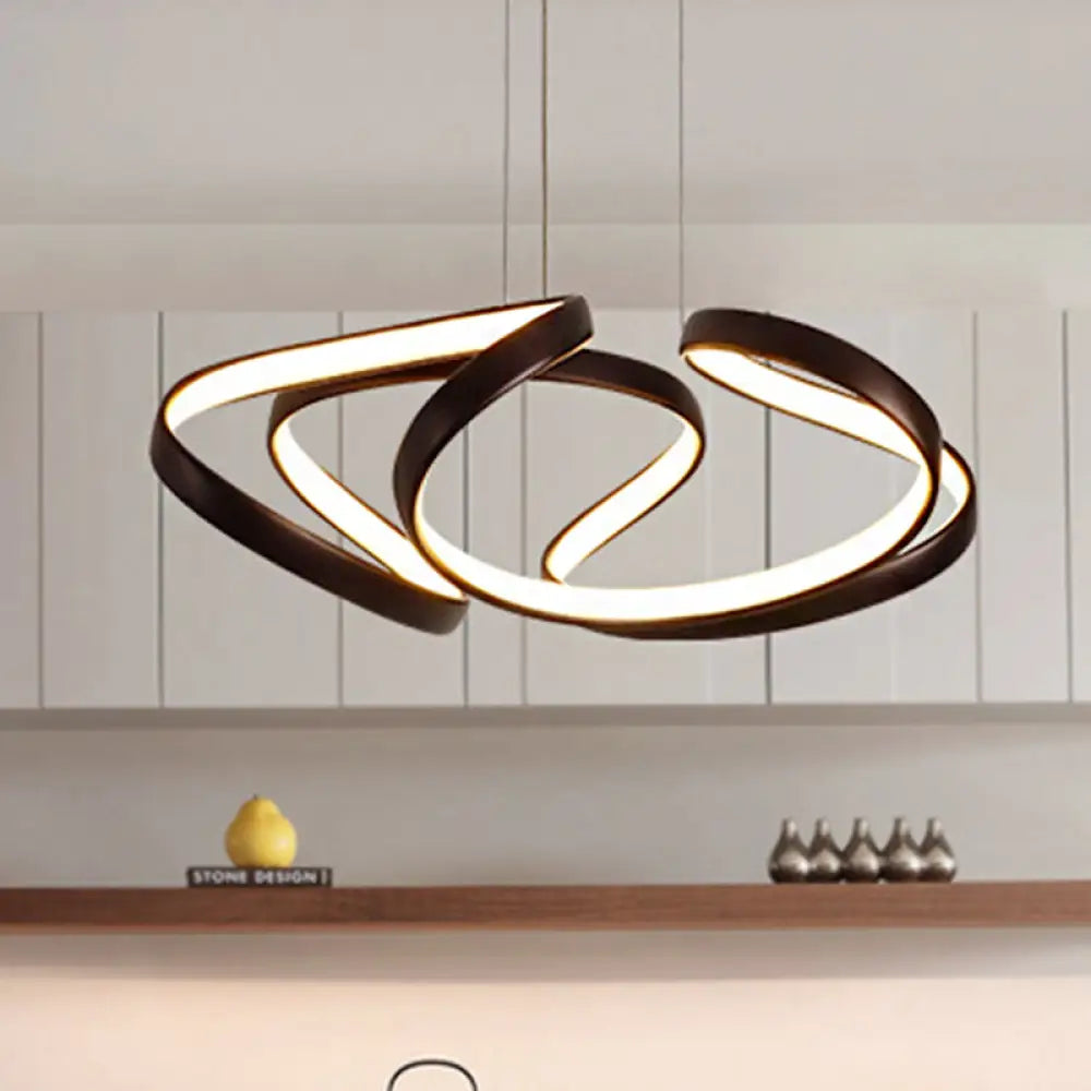 Lámpara colgante LED de acrílico con ondas sencillas en tonos dorado y café, ideal para el comedor, 35,5 cm/50 cm de ancho