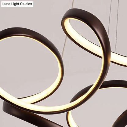 Lámpara colgante LED de acrílico con ondas sencillas en tonos dorado y café, ideal para el comedor, 35,5 cm/50 cm de ancho