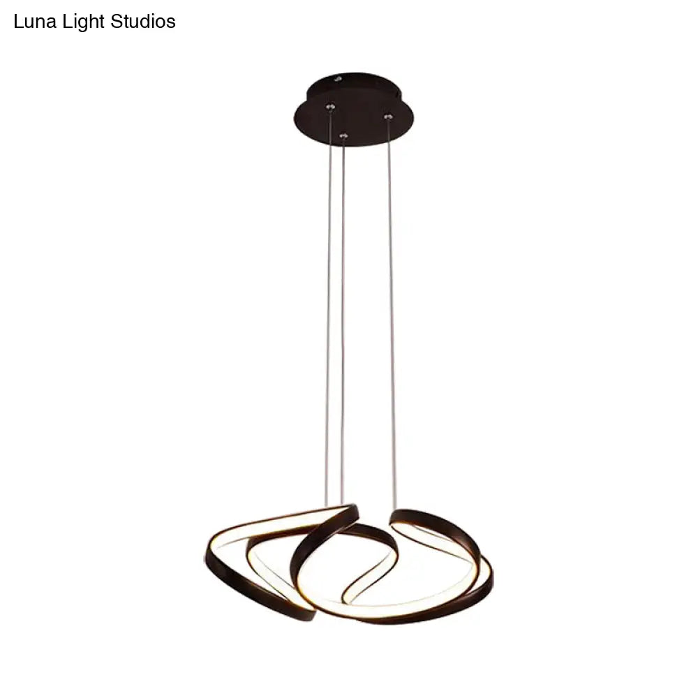 Lámpara colgante LED de acrílico con ondas sencillas en tonos dorado y café, ideal para el comedor, 35,5 cm/50 cm de ancho