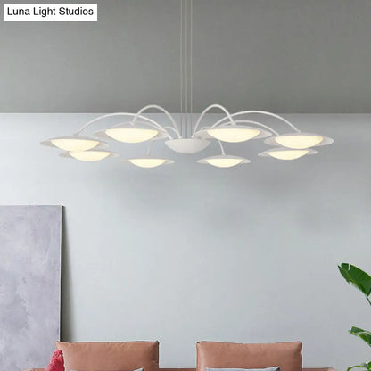 Lámpara de techo colgante de estilo sencillo con 8 luces, de metal blanco, ideal para la sala de estar.