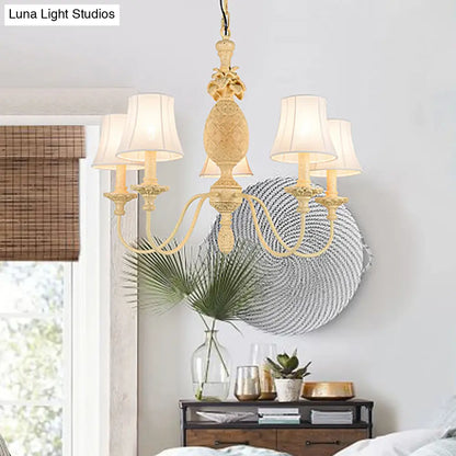 Lámpara de techo colgante de tela de estilo sencillo, candelabro amarillo con pantalla estilo imperio y luces de 5/8".