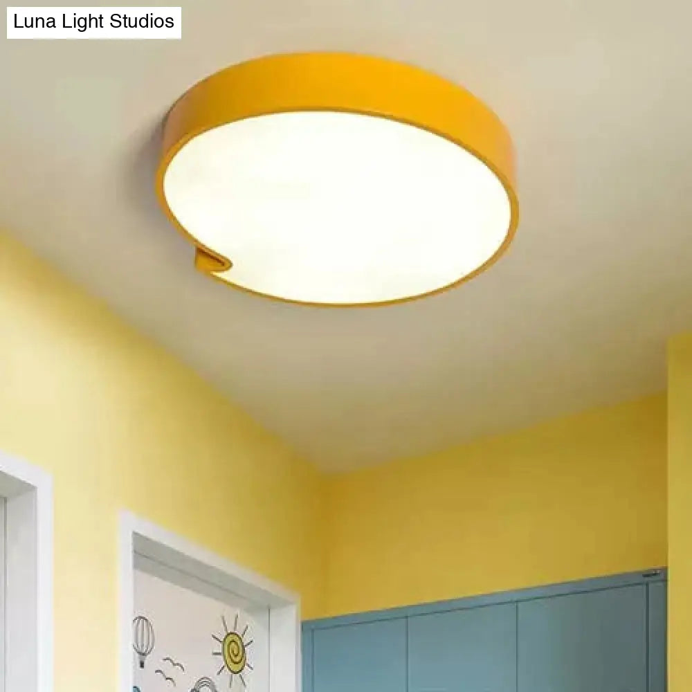 DecorBites™ DecorBites™ Simple Style Round Flush Mount Ceiling Light for Living Room - Acrylic and Metal Construction