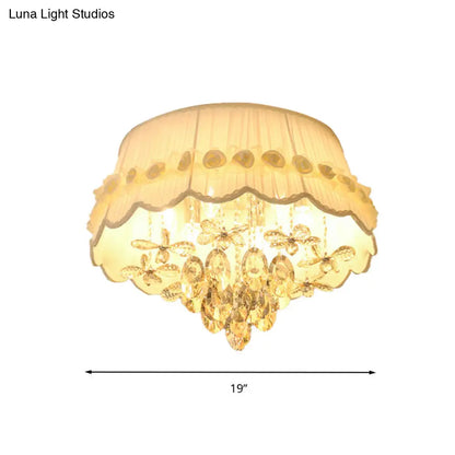 DecorBites™ DecorBites™ Simple Style White Scalloped Flush Mount Light with Crystal Drops (6/8 Heads)