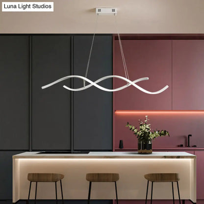 ثريا ديكوربايتس™ الأنيقة لغرفة الطعام LED - إضاءة جزيرة بسيطة من الألومنيوم الملتوي