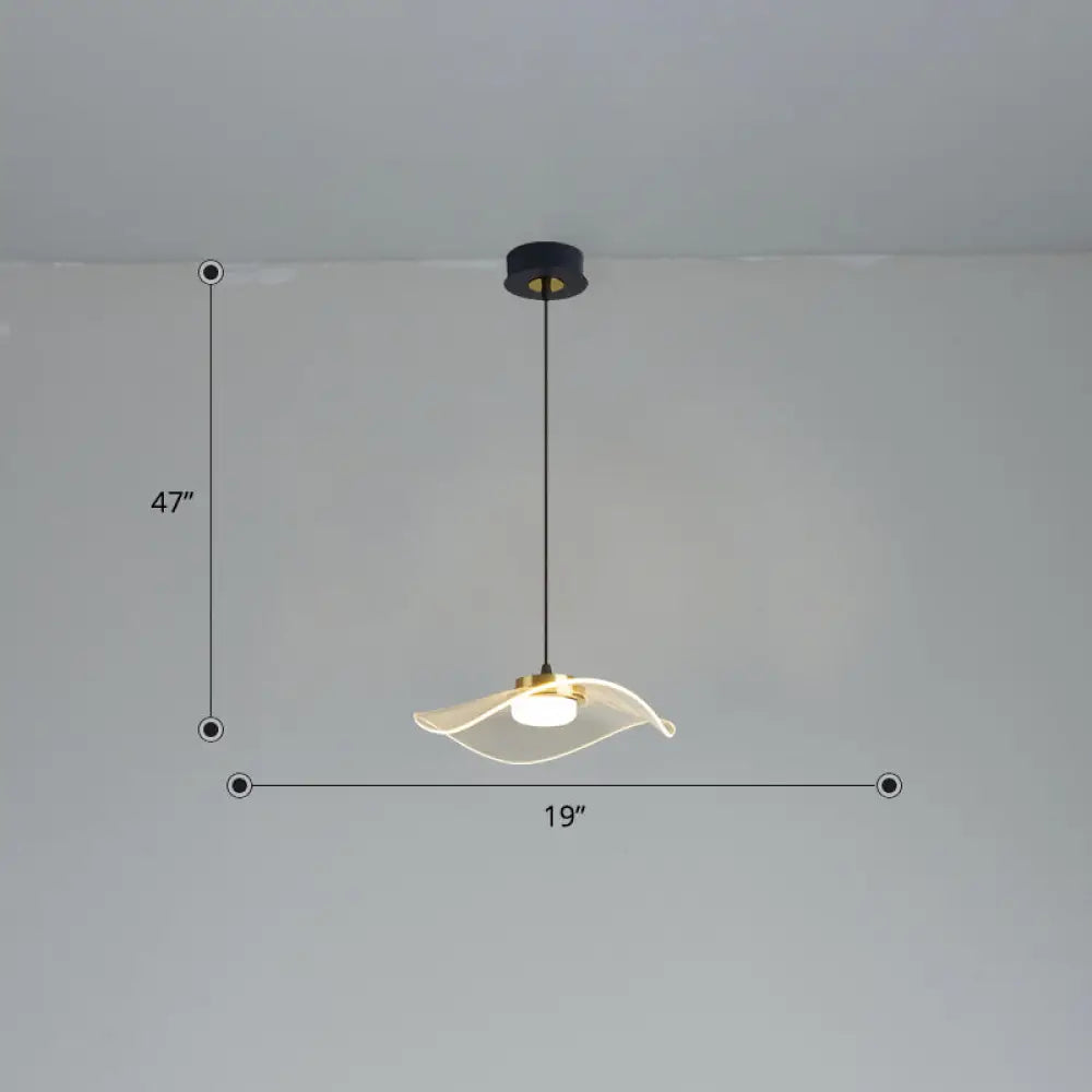 Sleek LED Pendulum Light: Ruffled Design, Clear Acrylic, Ideal for Dining Room