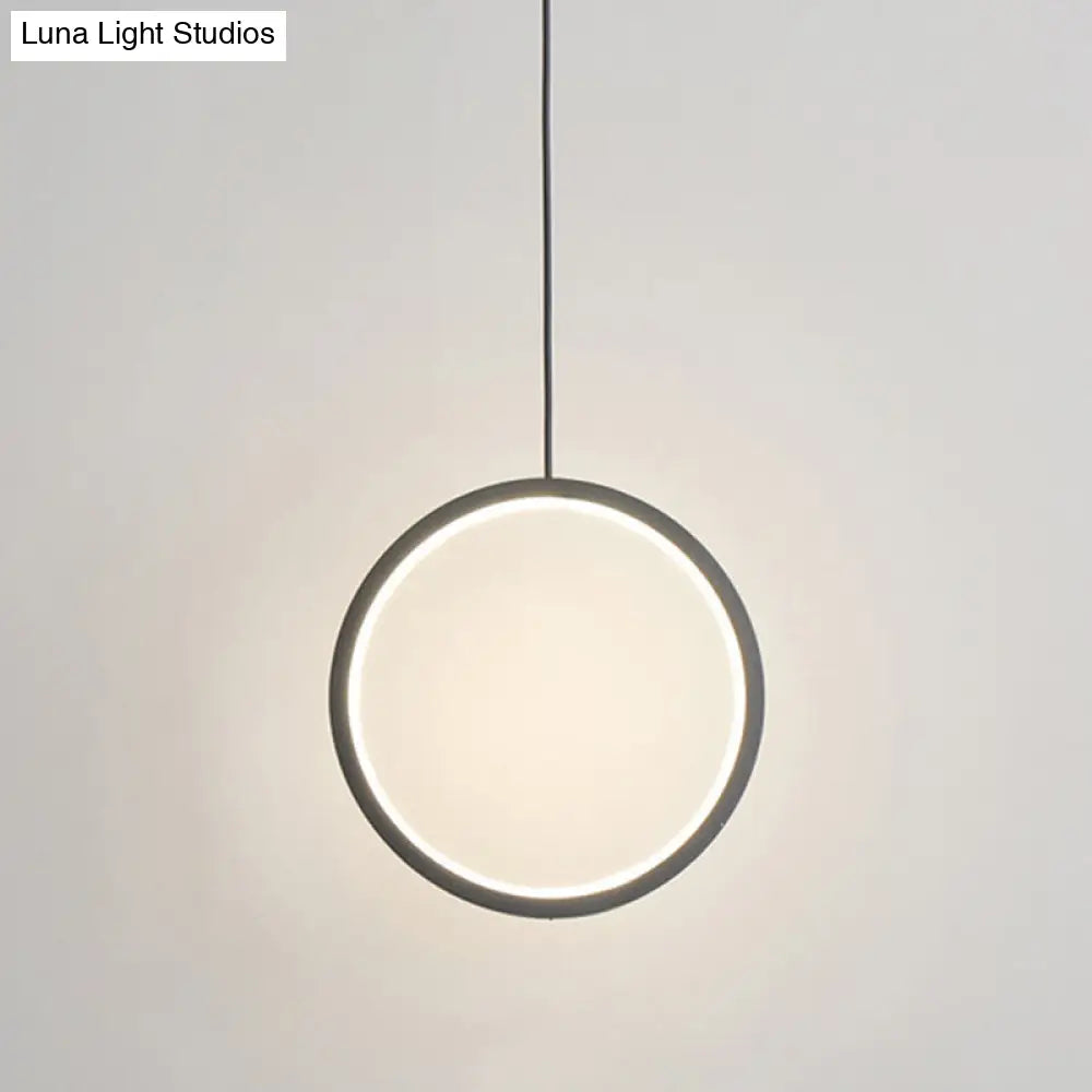 Sleek Metal LED Hanging Lamp Kit - Stylish Ring Pendant Light for Bedside Suspension