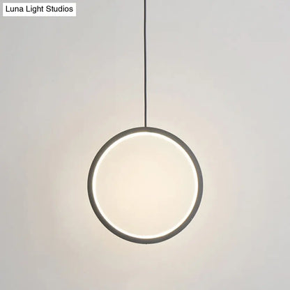 Sleek Metal LED Hanging Lamp Kit - Stylish Ring Pendant Light for Bedside Suspension