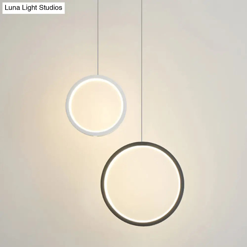 Sleek Metal LED Hanging Lamp Kit - Stylish Ring Pendant Light for Bedside Suspension