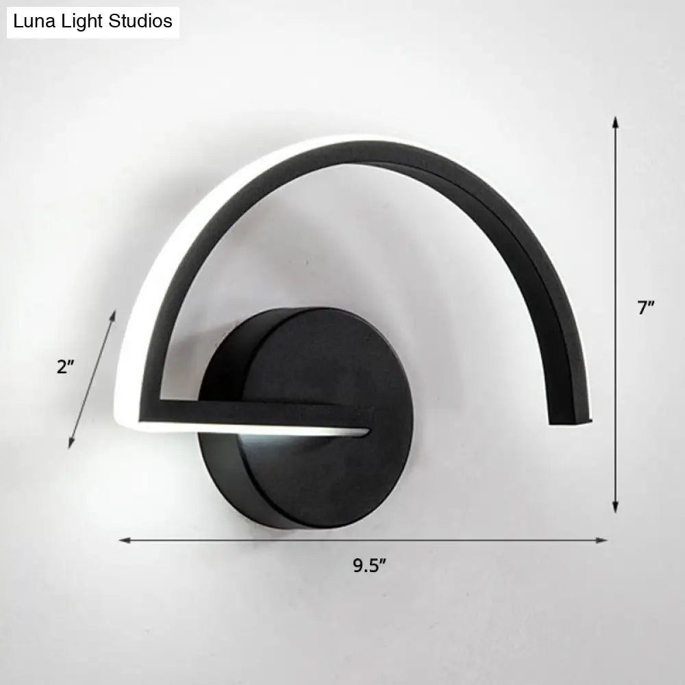 DecorBites™ DecorBites™ Sleek Metal LED Wall Sconce for Minimalistic Bedroom Lighting