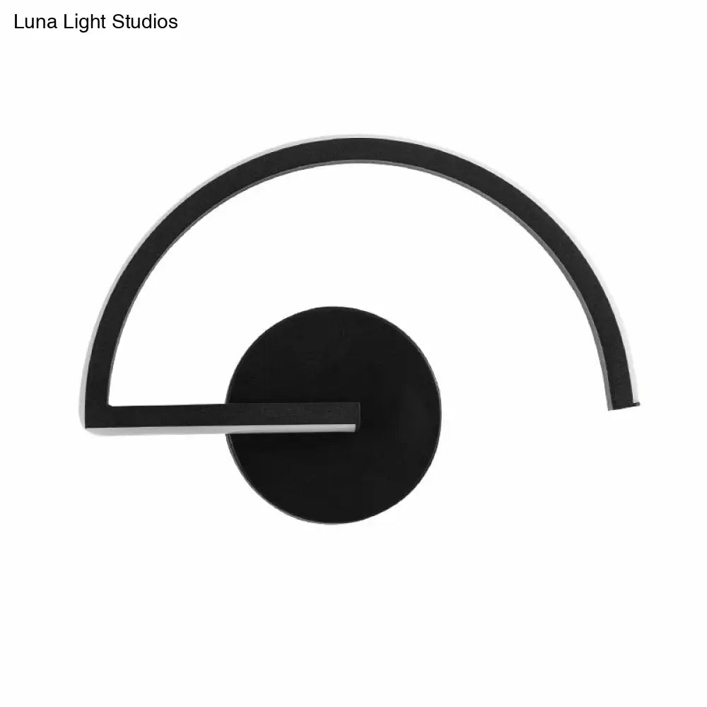 DecorBites™ DecorBites™ Sleek Metal LED Wall Sconce for Minimalistic Bedroom Lighting
