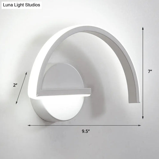 DecorBites™ DecorBites™ Sleek Metal LED Wall Sconce for Minimalistic Bedroom Lighting