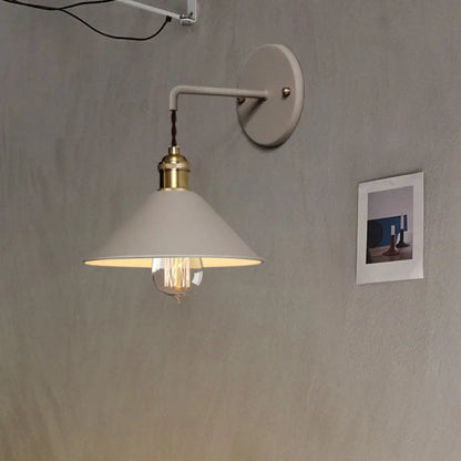 DecorBites™ DecorBites™ Sleek Metal Wall Light Fixture - Simplicity at its Finest - Ideal for Living Room Lighting